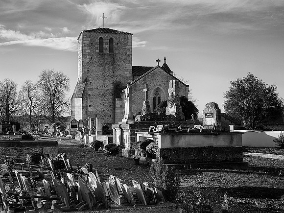 Church, Salles-de-Barbezieux