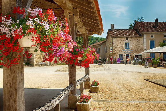 St Jean de Cole - III