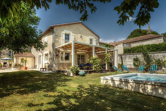 Studio Lavalette - Studio and Main Entrance