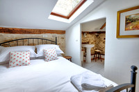 BZ2R6156_57_58_59_60_61_62_Interior 4