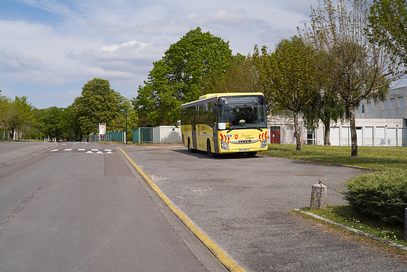 L1001896