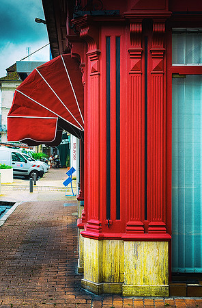 Red Shop Front - Ribérac