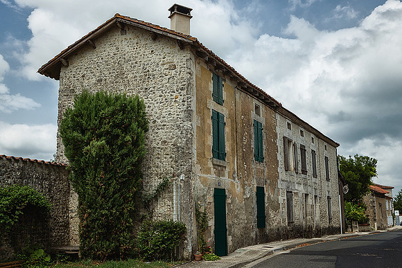 Row of Houses - St Amant