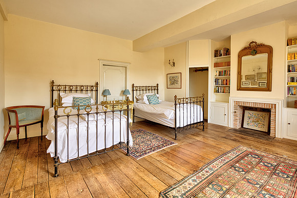 BZ2R6170_1_2_3_4_5_6_Interior 4