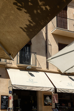 Parasols II - Figueres
