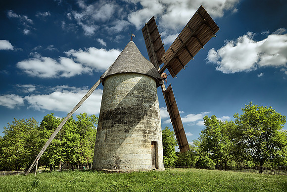 Windmill II - La Tour Blanche