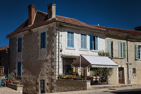 Old Grocery Shop - Grand Brassac