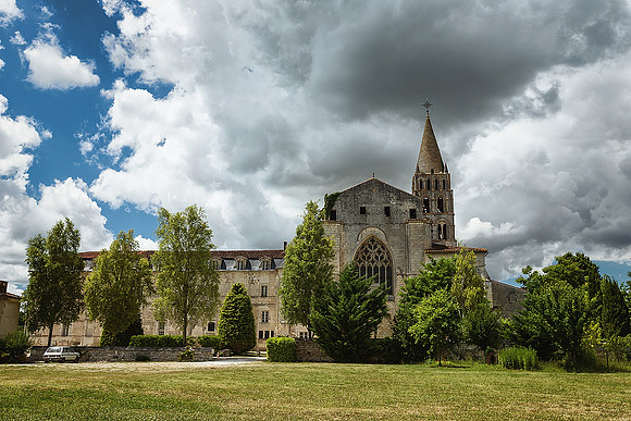 Abbey 1 - Bassac